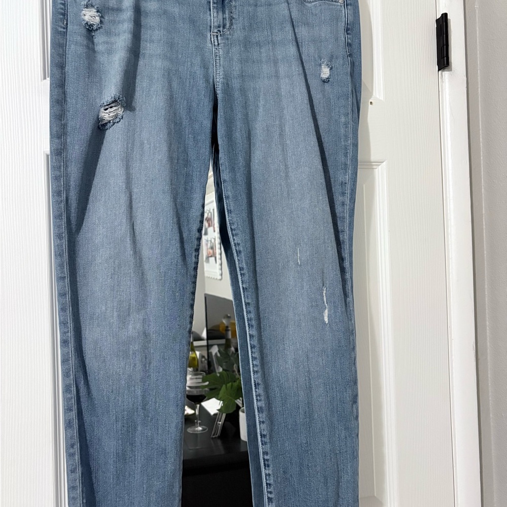 Distressed Light Blue Jeans